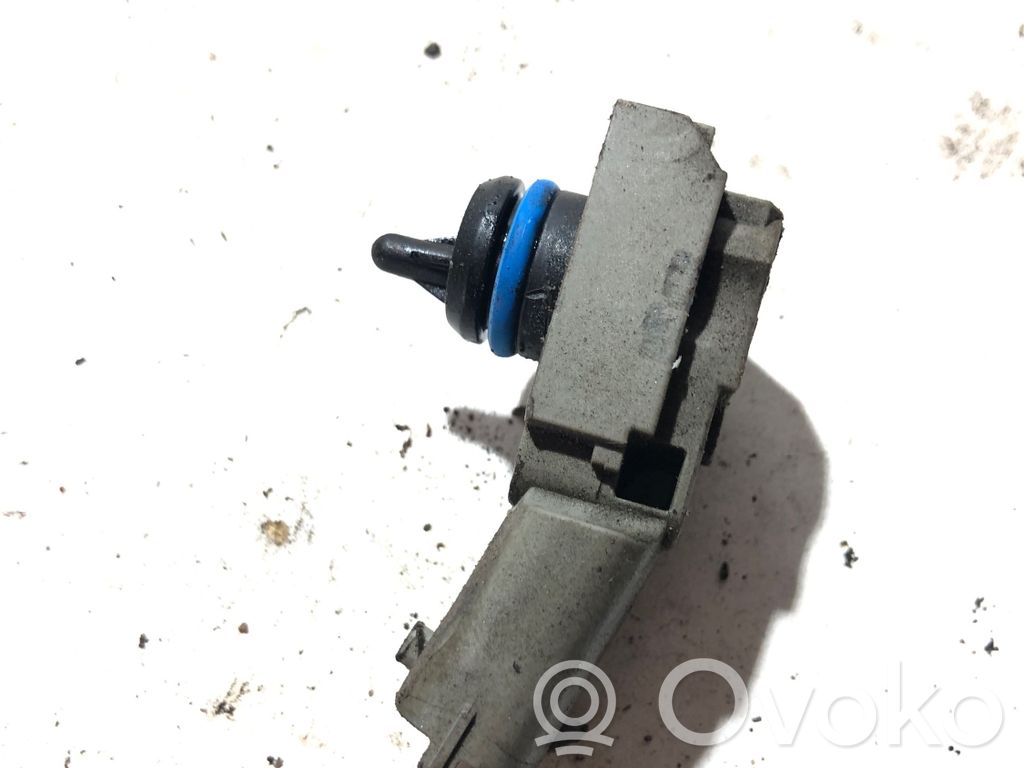 Volvo V70 Fuel pressure sensor 