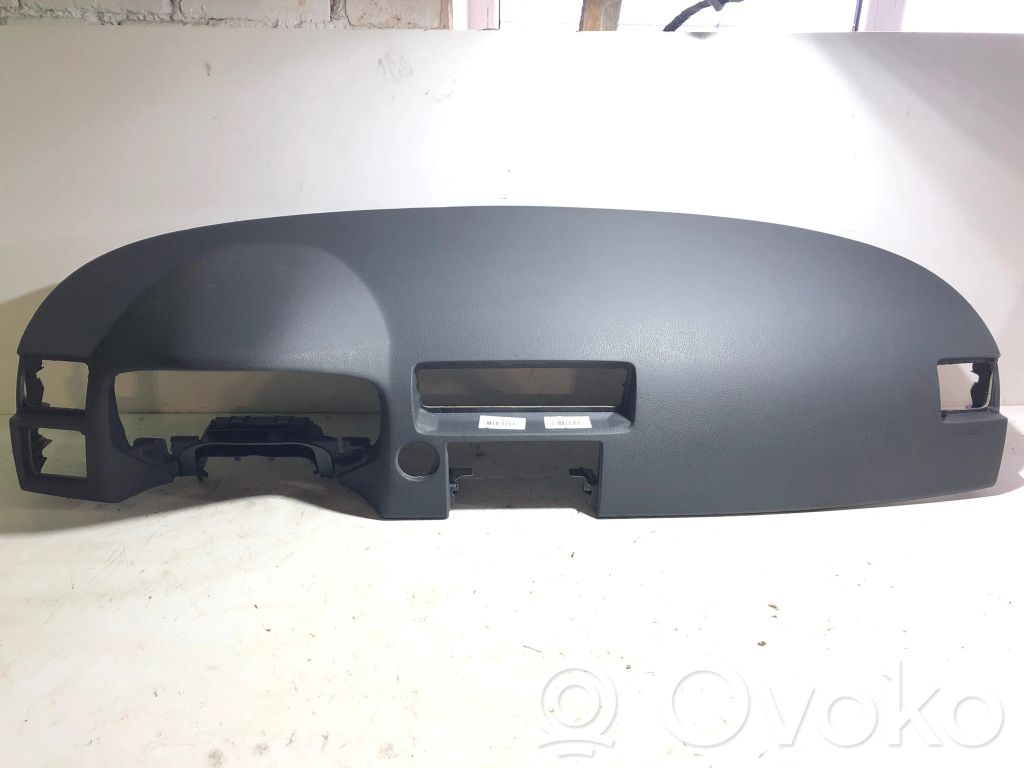 Volvo V50 Panelė 