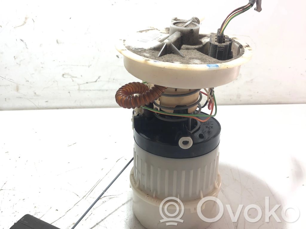 Ford Focus C-MAX Bomba interna de combustible 