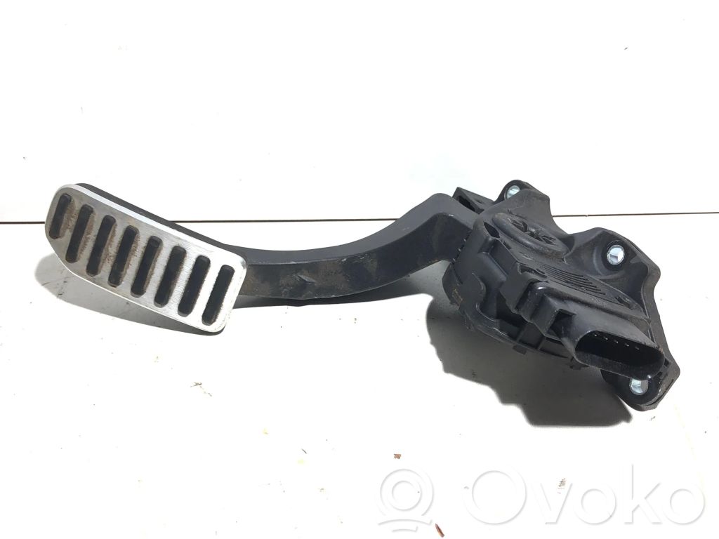 Volvo S60 Pedał gazu / przyspieszenia 