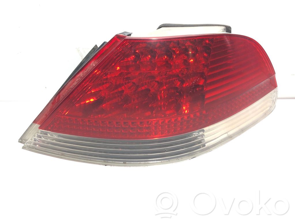 BMW 7 E65 E66 Galinis žibintas kėbule 
