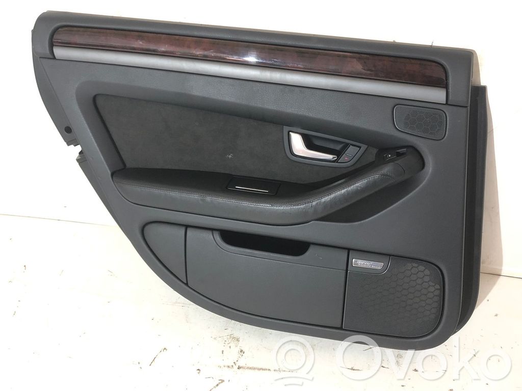 Audi A8 S8 D3 4E Apšuvums aizmugurējām durvīm 