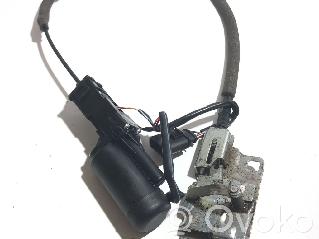 Audi A8 S8 D3 4E Tailgate/trunk/boot lock/catch/latch 