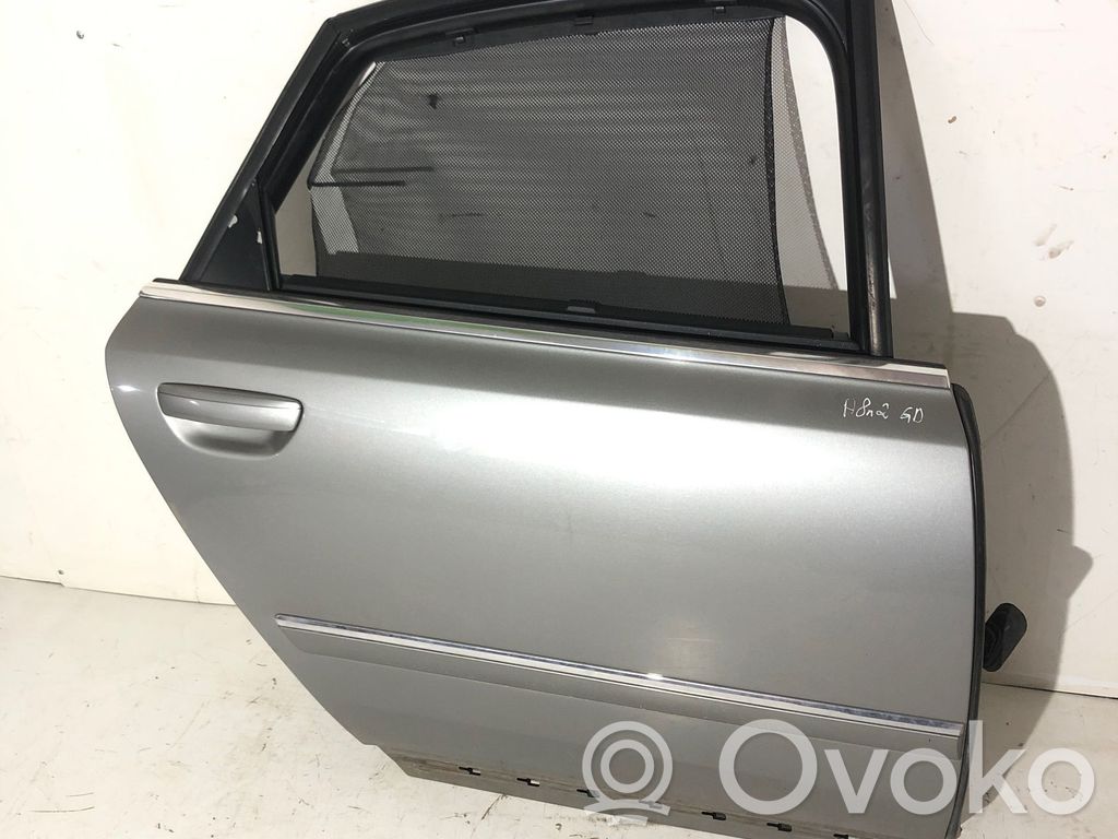 Audi A8 S8 D3 4E Galinės durys 