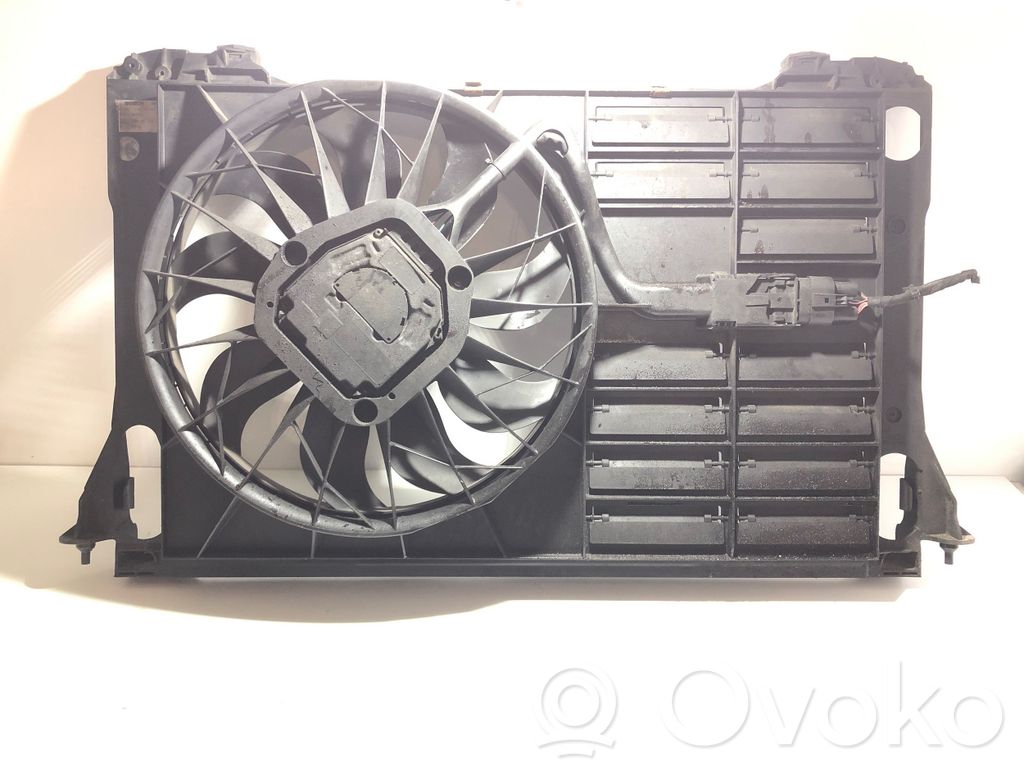 Audi A8 S8 D3 4E Elektrisks radiatoru ventilators 