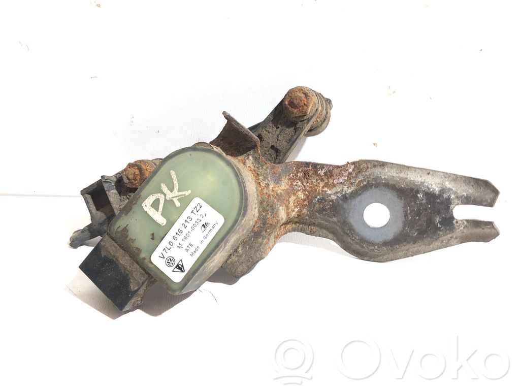 Volkswagen Touareg I Headlight/headlamp level sensor 