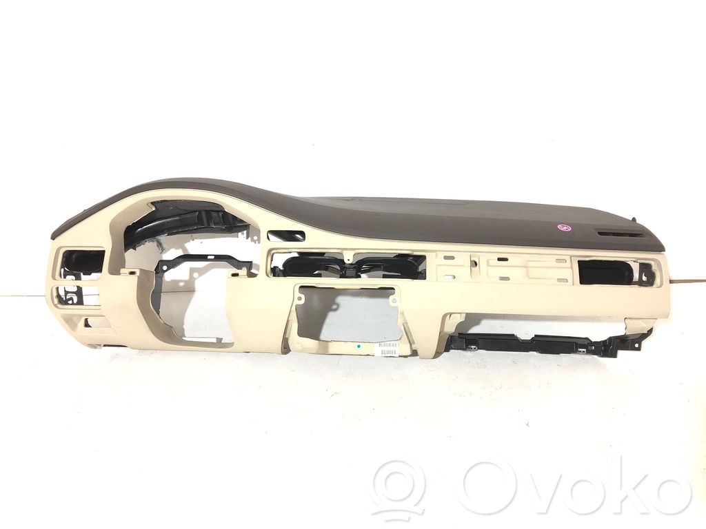 Volvo XC70 Panelė 