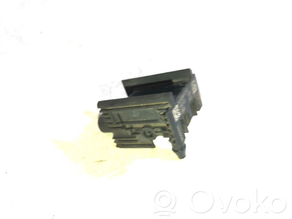 Audi Q5 SQ5 FY Airbagsensor Crashsensor Drucksensor 