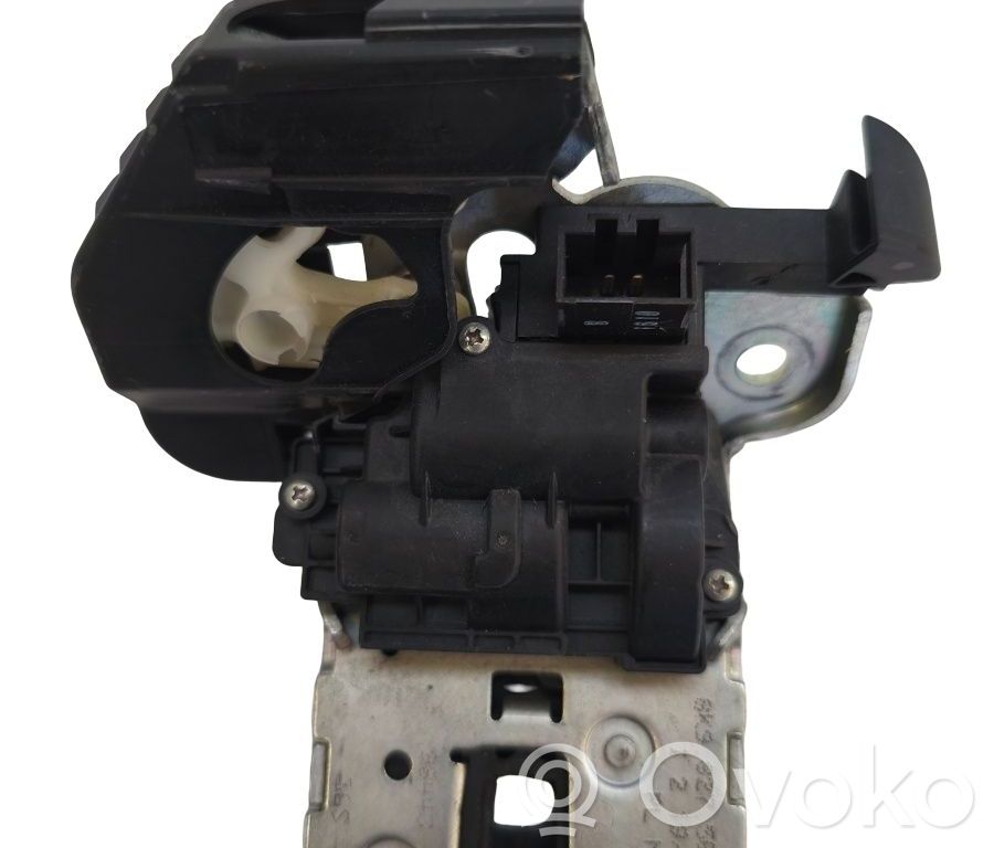 Tailgate/trunk/boot lock/catch/latch   8K9827505A