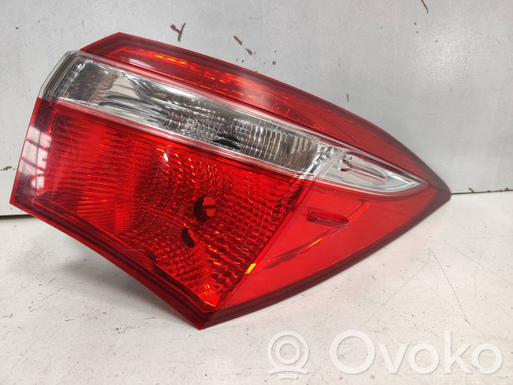 Toyota Corolla E160 E170 Rear/tail lights 
