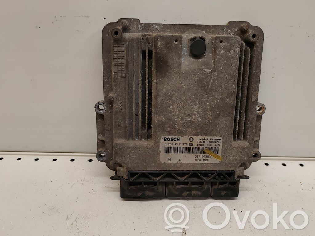 Renault Master III Engine control unit/module 