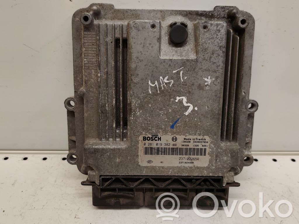 Renault Master III Engine control unit/module 