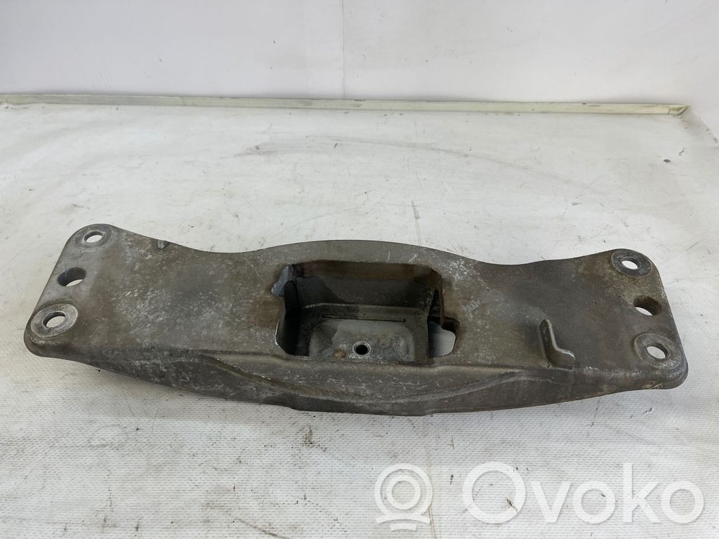 BMW 5 E60 E61 Gearbox mounting bracket 