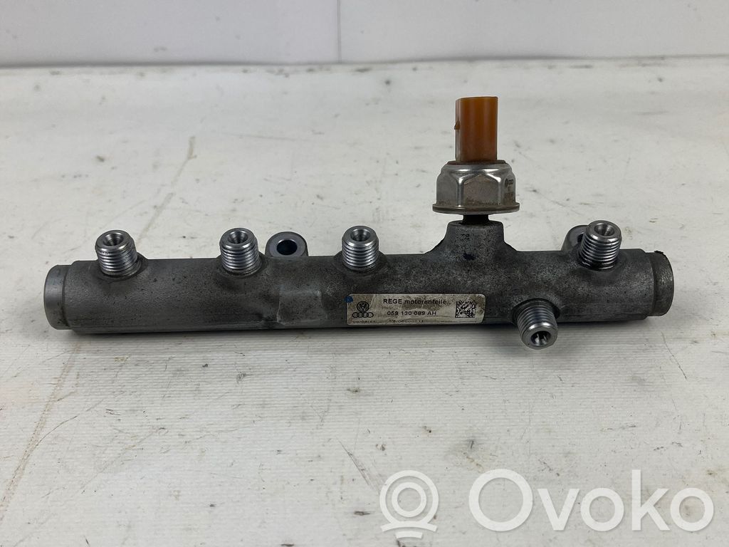 Audi Q5 SQ5 8R Fuel main line pipe 