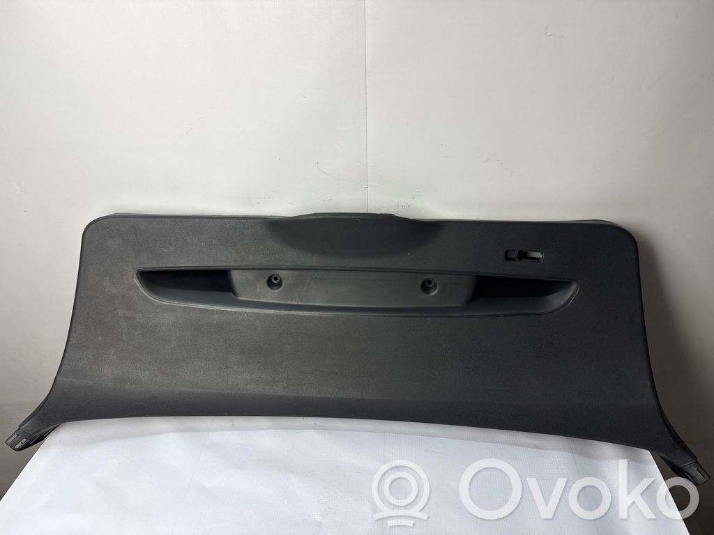 BMW 1 E81 E87 Tailgate/boot lid cover trim 