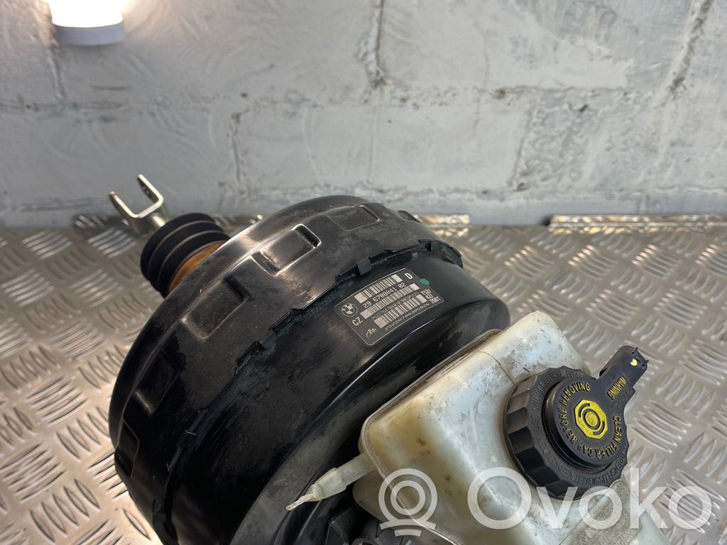 BMW 1 E81 E87 Brake booster 