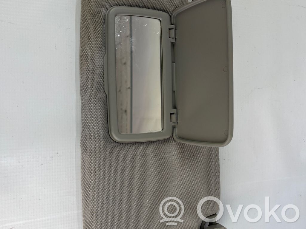Sun visor