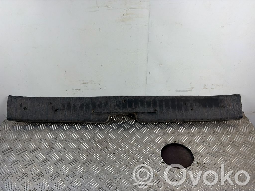 Volkswagen Multivan T4 Rivestimento di protezione sottoporta del bagagliaio/baule 