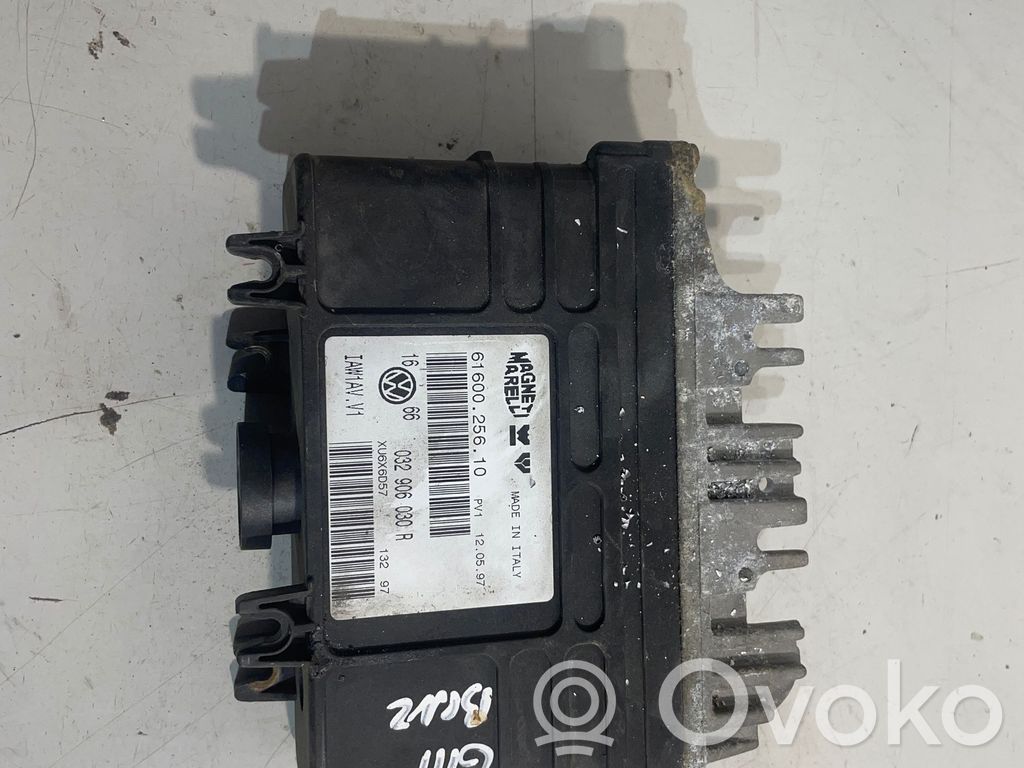 Engine control unit/module   6160025610,032906030R