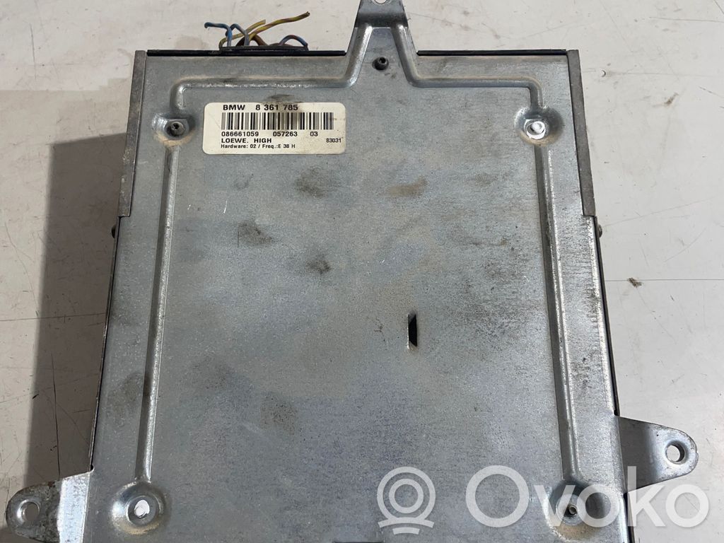 BMW 7 E38 Garso stiprintuvas 