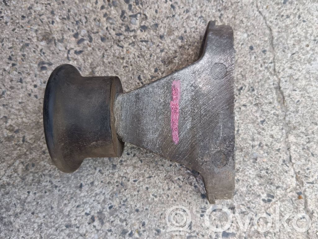 Audi 80 90 S2 B4 Engine mounting bracket 