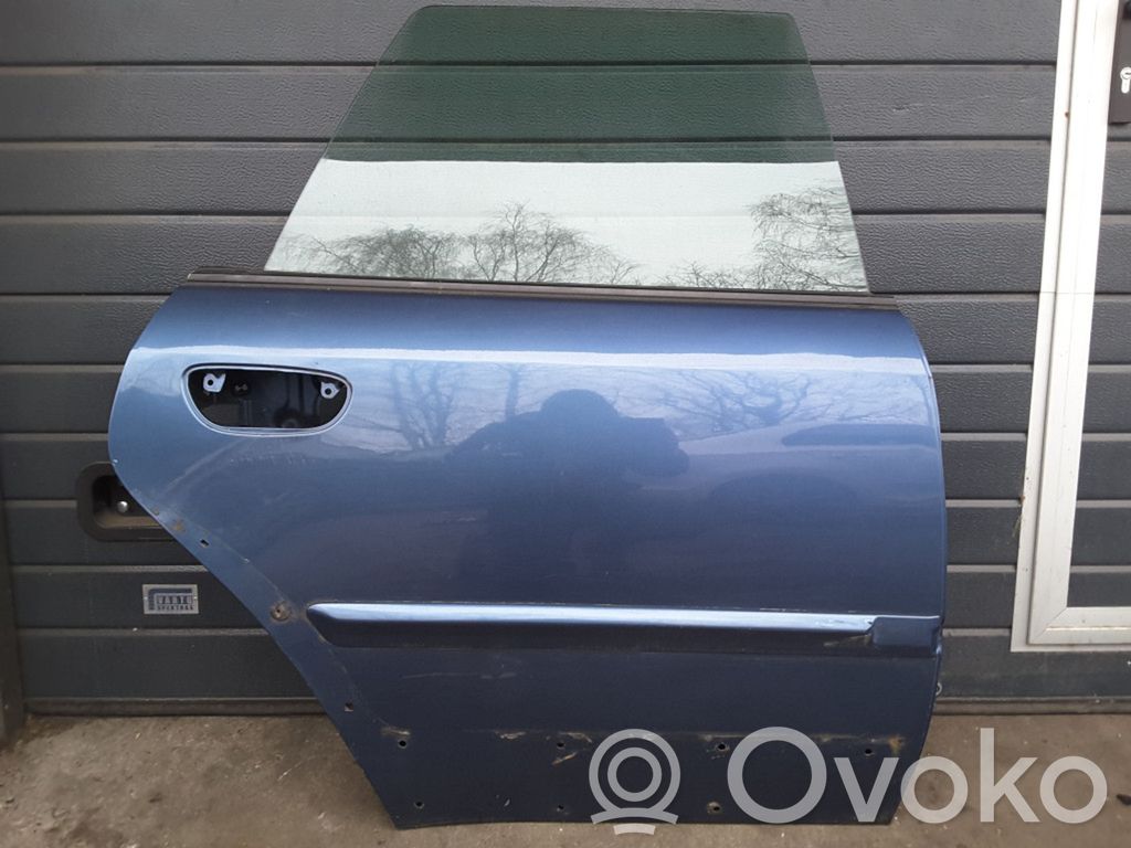 Subaru Outback Galinės durys 