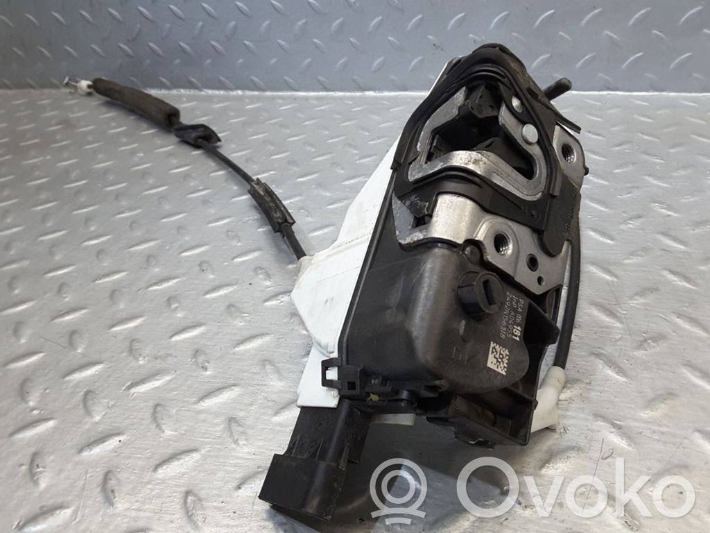 Citroen C5 Front door lock 