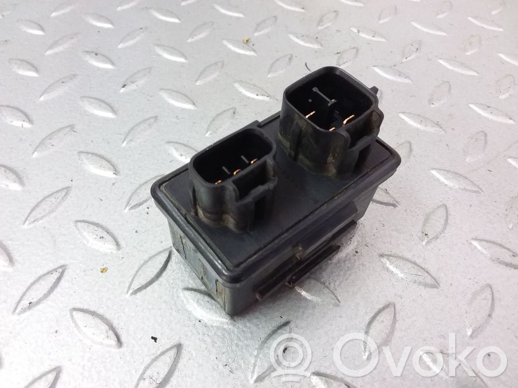 Subaru B9 Tribeca Window wiper relay 