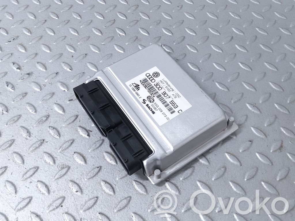 Volkswagen Phaeton Air suspension control unit module (rear) 
