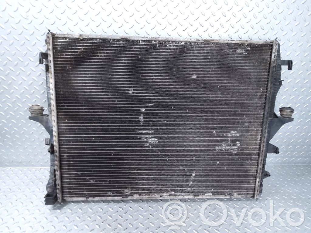 Audi Q7 4L Coolant radiator 