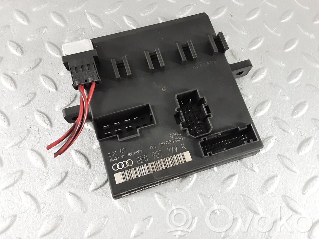 Audi A4 S4 B7 8E 8H Module confort 