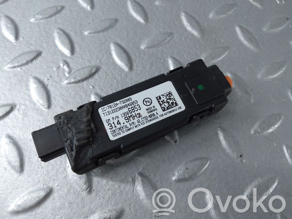 Cadillac XTS Door central lock control unit/module 