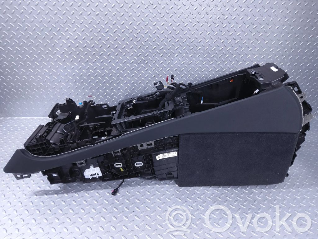 BMW X5 G05 Reposabrazos 
