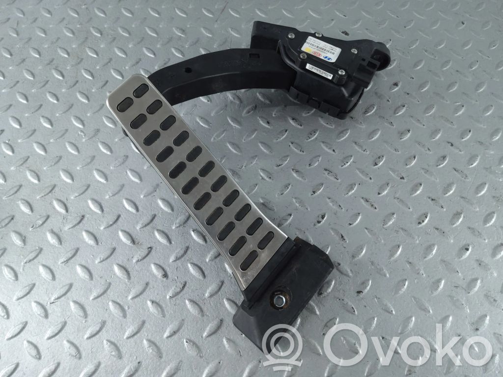 KIA Optima Accelerator throttle pedal 