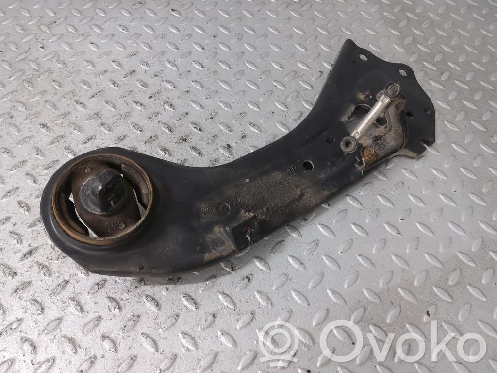 KIA Optima Querlenker Achsschenkel hinten 