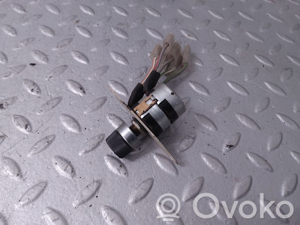 Inne wyposażenie elektryczne   UD18041,UD17083,UD16520