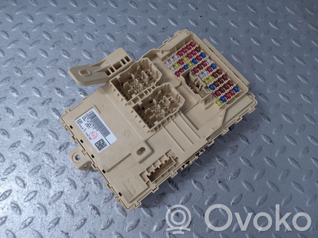 KIA Ceed Fuse box set 