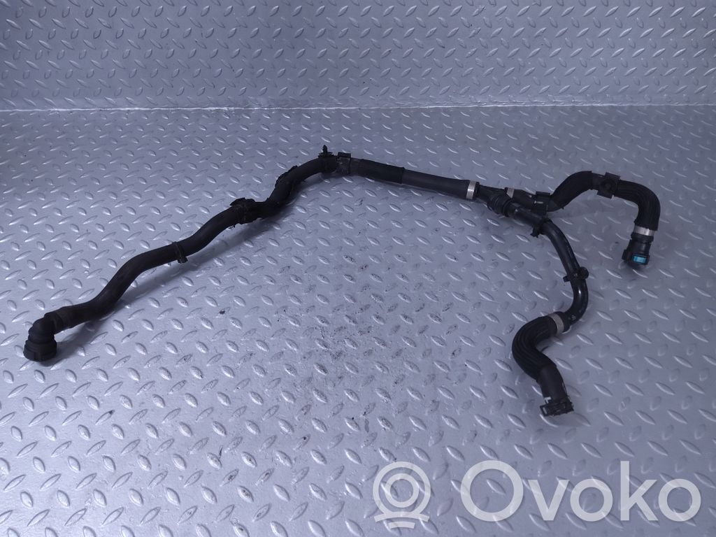 Jaguar I-Pace Engine coolant pipe/hose 