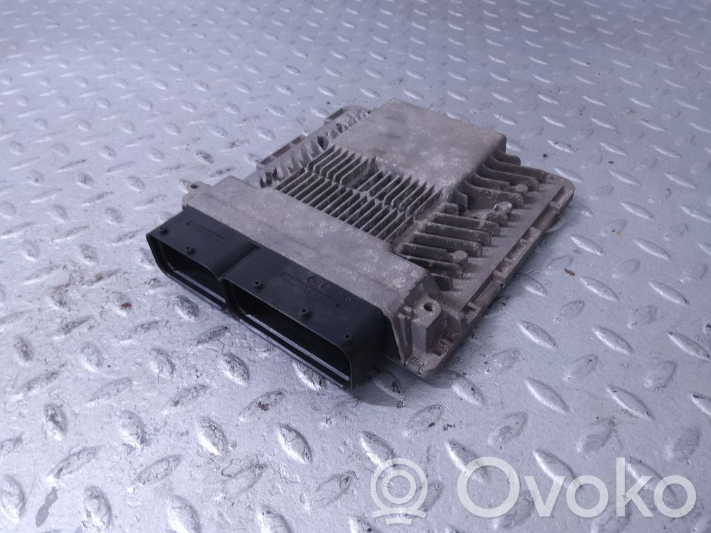 Audi A8 S8 D4 4H Engine control unit/module 
