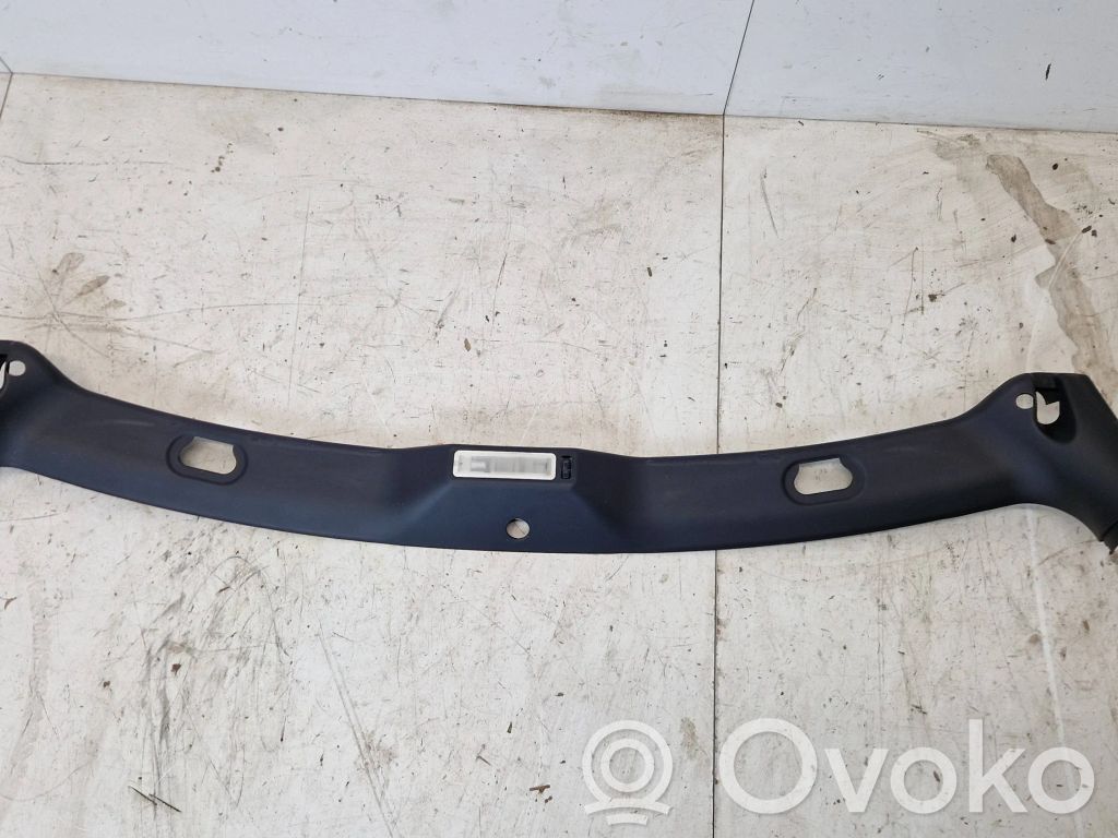 BMW Z3 E36 Windshield trim 