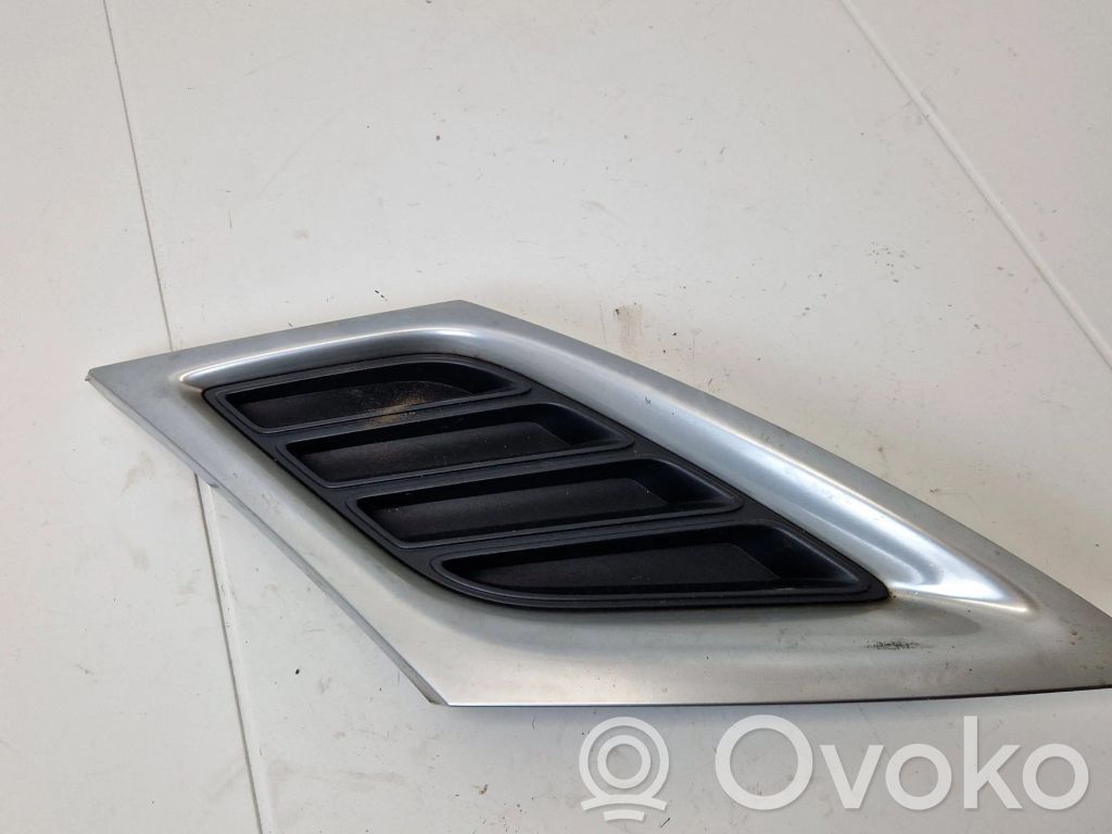 Front grill   12765504,12765506