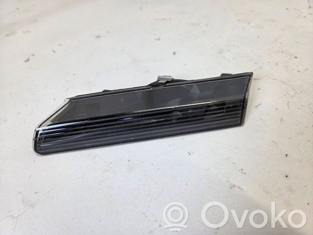 Saab 9-5 Reflector delantero 