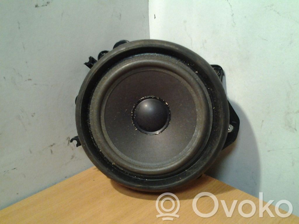 Audi A8 S8 D3 4E Altavoz de la puerta trasera 