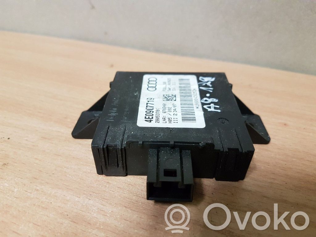 Audi A8 S8 D3 4E Signalizacijos valdymo blokas 