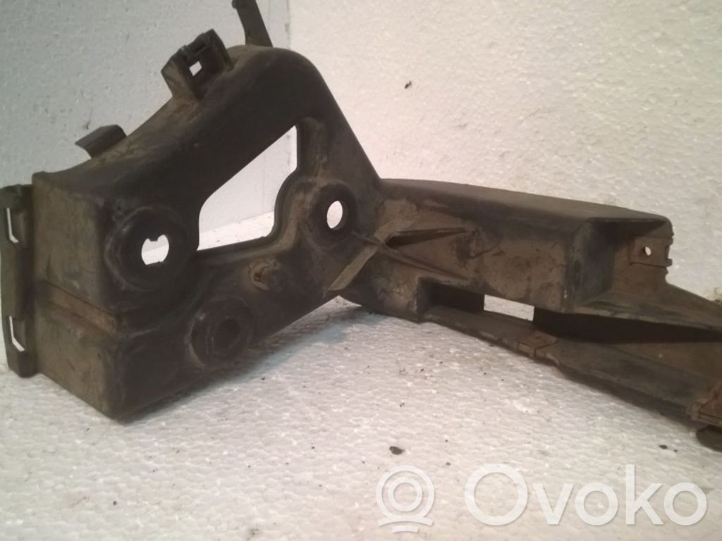 Audi A8 S8 D3 4E Rear bumper mounting bracket 