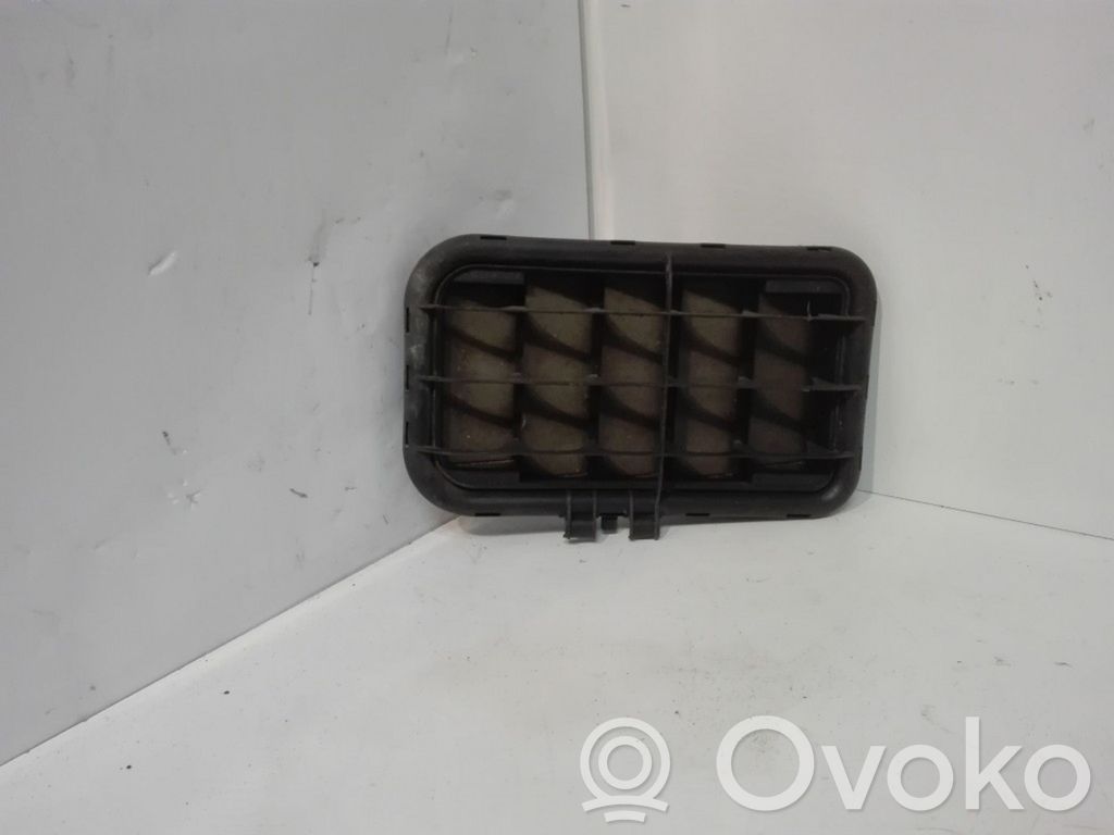 Audi A8 S8 D3 4E Ventilācijas režģis 