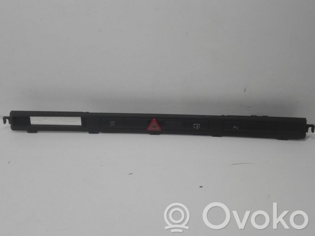 Audi A8 S8 D3 4E Botón interruptor de luz de peligro 