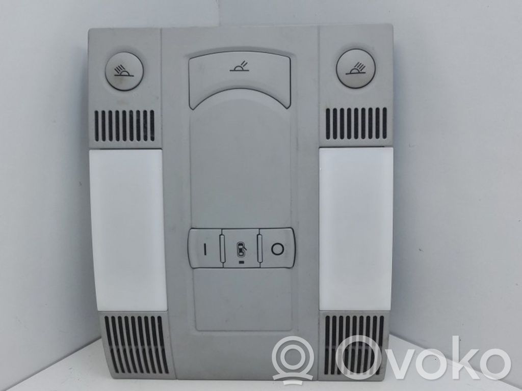 Audi A8 S8 D3 4E Front seat light 