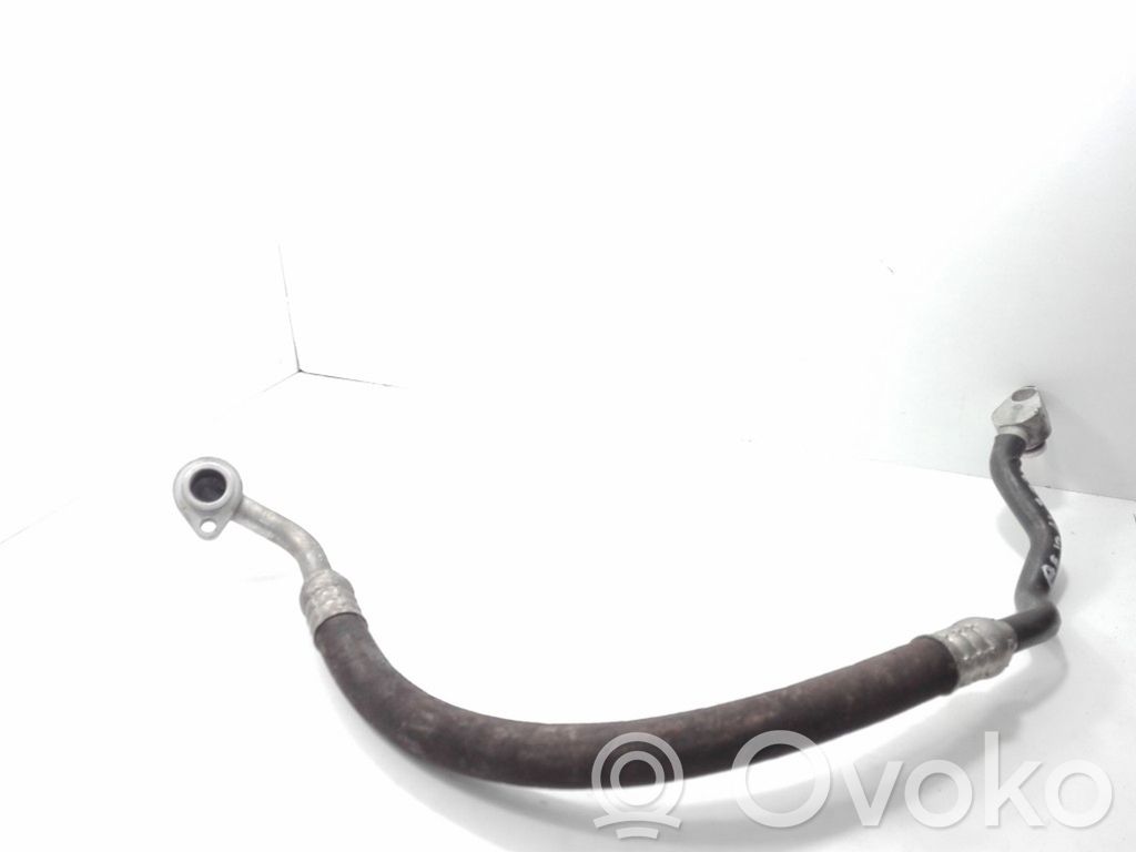 Audi A8 S8 D3 4E Ilmastointilaitteen putki (A/C) 