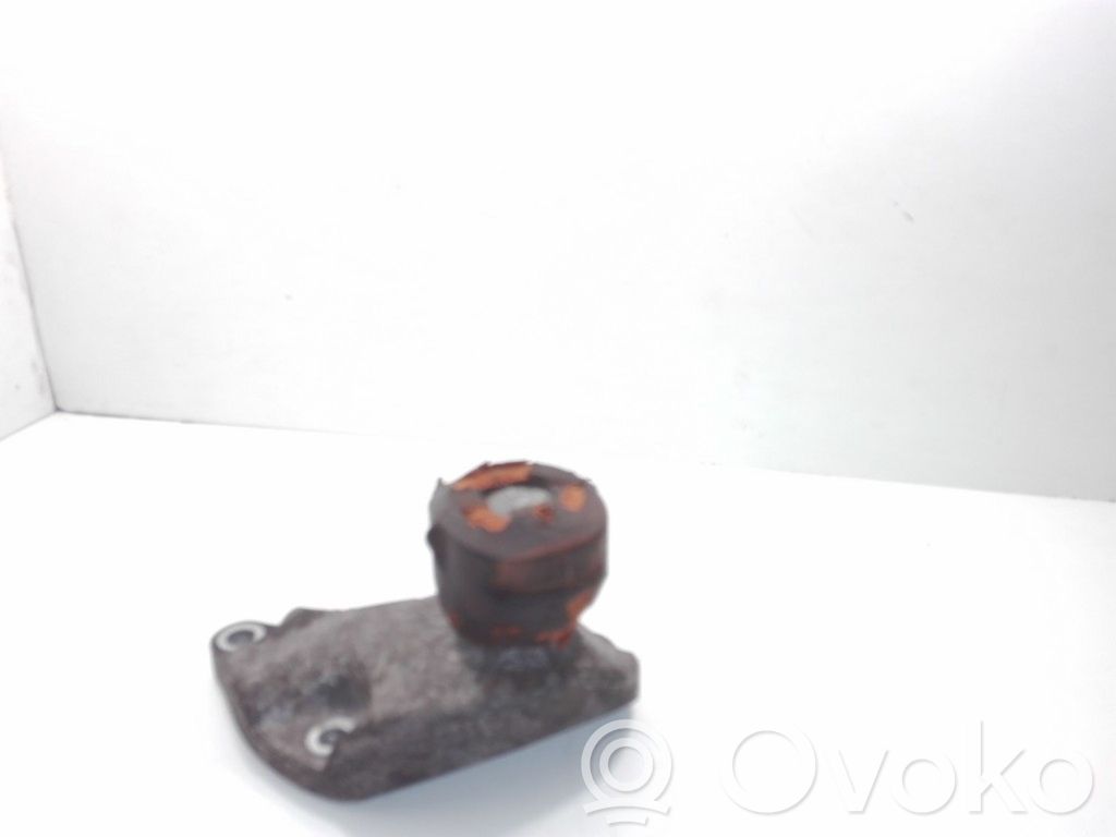 Audi A6 S6 C6 4F Engine mounting bracket 